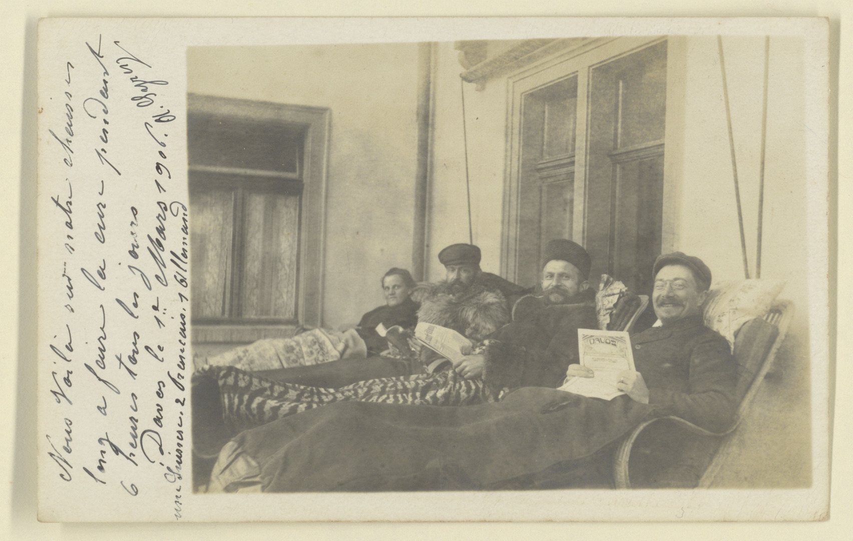 Patienten bei der Liegekur, 1906, Fotografie, 8,9 x 13,9 cm © Dokumentationsbibliothek Davos 