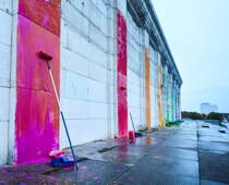 Das Regenbogenpräludium verschönert die Zeppelintribüne. Fotos: Peter Kunz