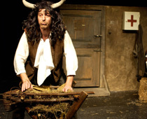 Ox und Esel im Theater Mummpitz. Bild: Karin Rummel