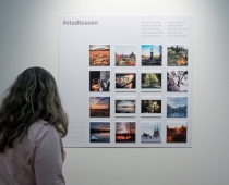 Bauzaun Ausstellungraum Fotoszene Open Air Curt Magazin