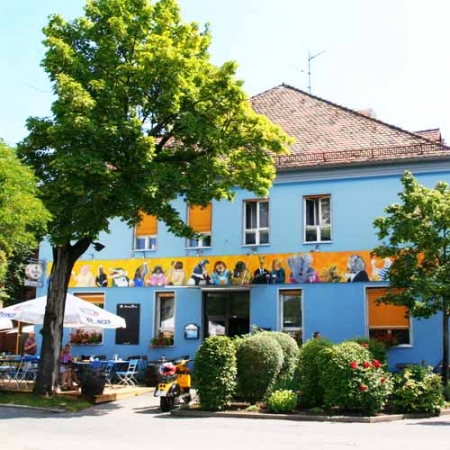 Das Blaue Haus Curt Magazin