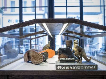 Floris Van Bommel Curt Vergibt Schuhe Curt Magazin